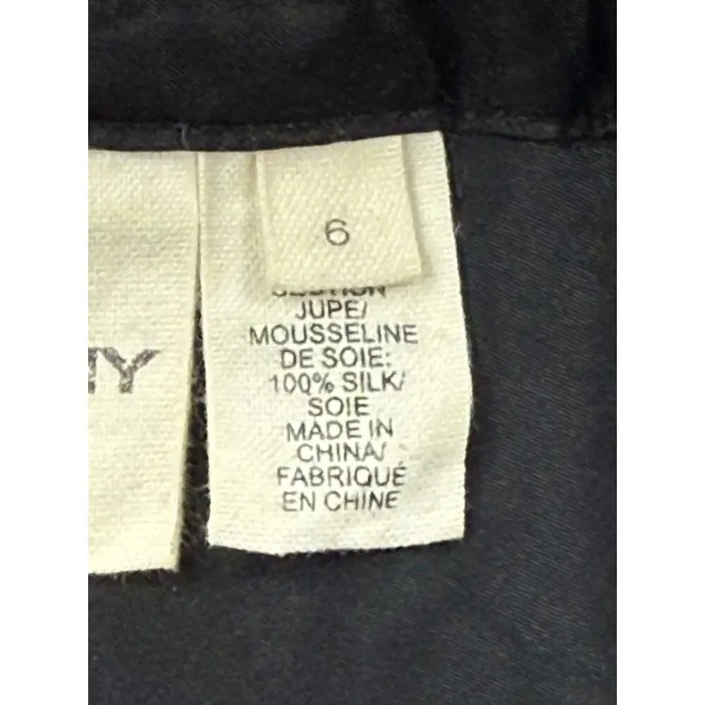 Pure DKNY Black 1990s Skirt, 100% silk Elasticated Waist Sz 6 ruffle hem